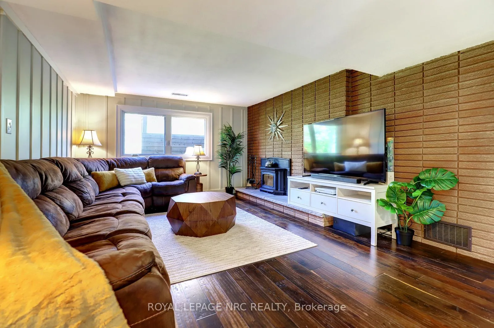 Photo 26 of 44 Fifty Road, Hamilton, Rural Stoney Creek — HOMEH