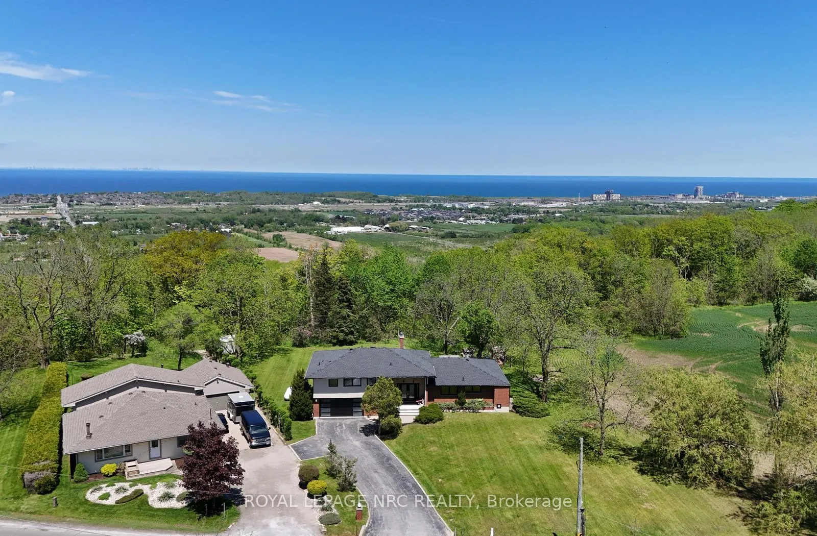 Photo 45 of 44 Fifty Road, Hamilton, Rural Stoney Creek — HOMEH