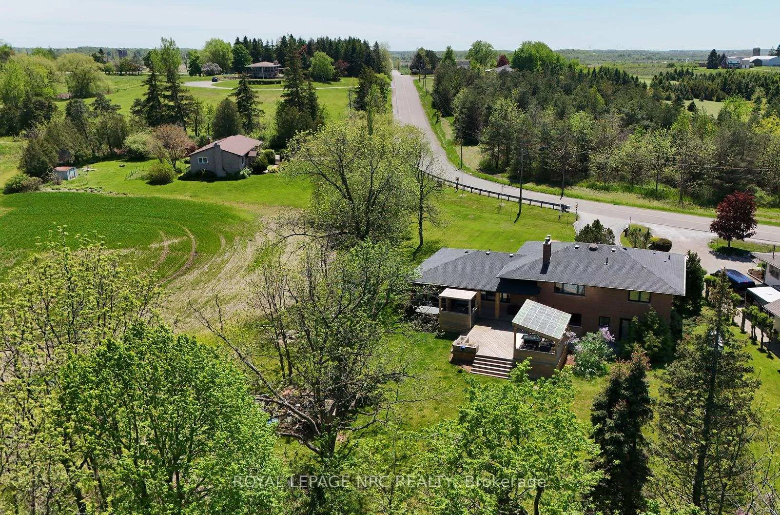 Photo 50 of 44 Fifty Road, Hamilton, Rural Stoney Creek — HOMEH