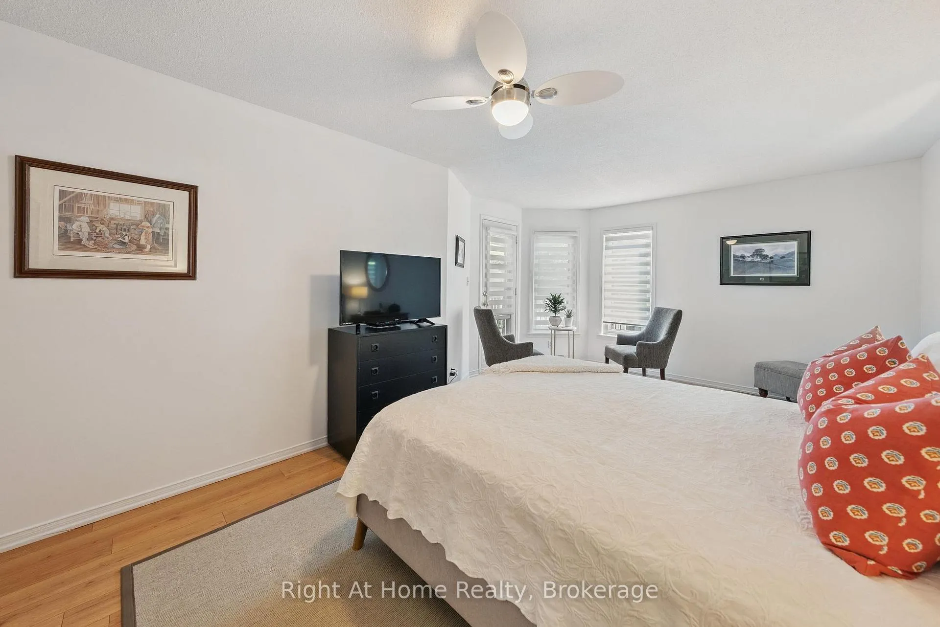 Photo 19 of Unit 122B, 1099 Clonsilla Avenue, Peterborough, Otonabee Ward 1 — HOMEH
