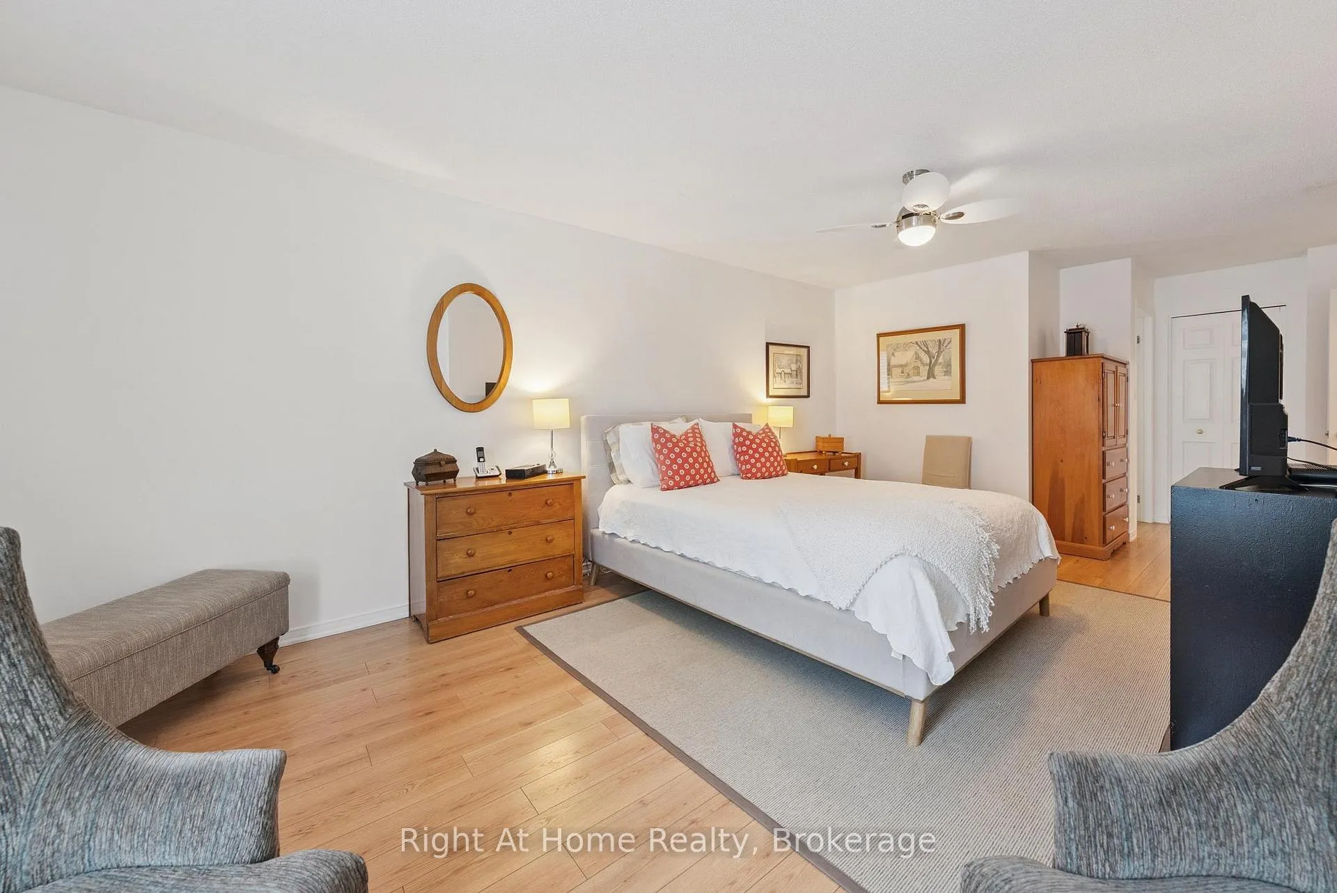 Photo 24 of Unit 122B, 1099 Clonsilla Avenue, Peterborough, Otonabee Ward 1 — HOMEH