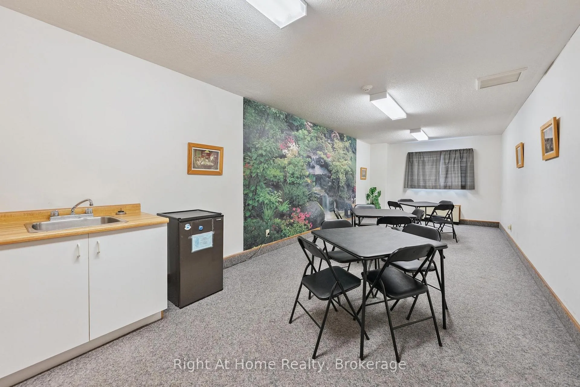 Photo 39 of Unit 122B, 1099 Clonsilla Avenue, Peterborough, Otonabee Ward 1 — HOMEH