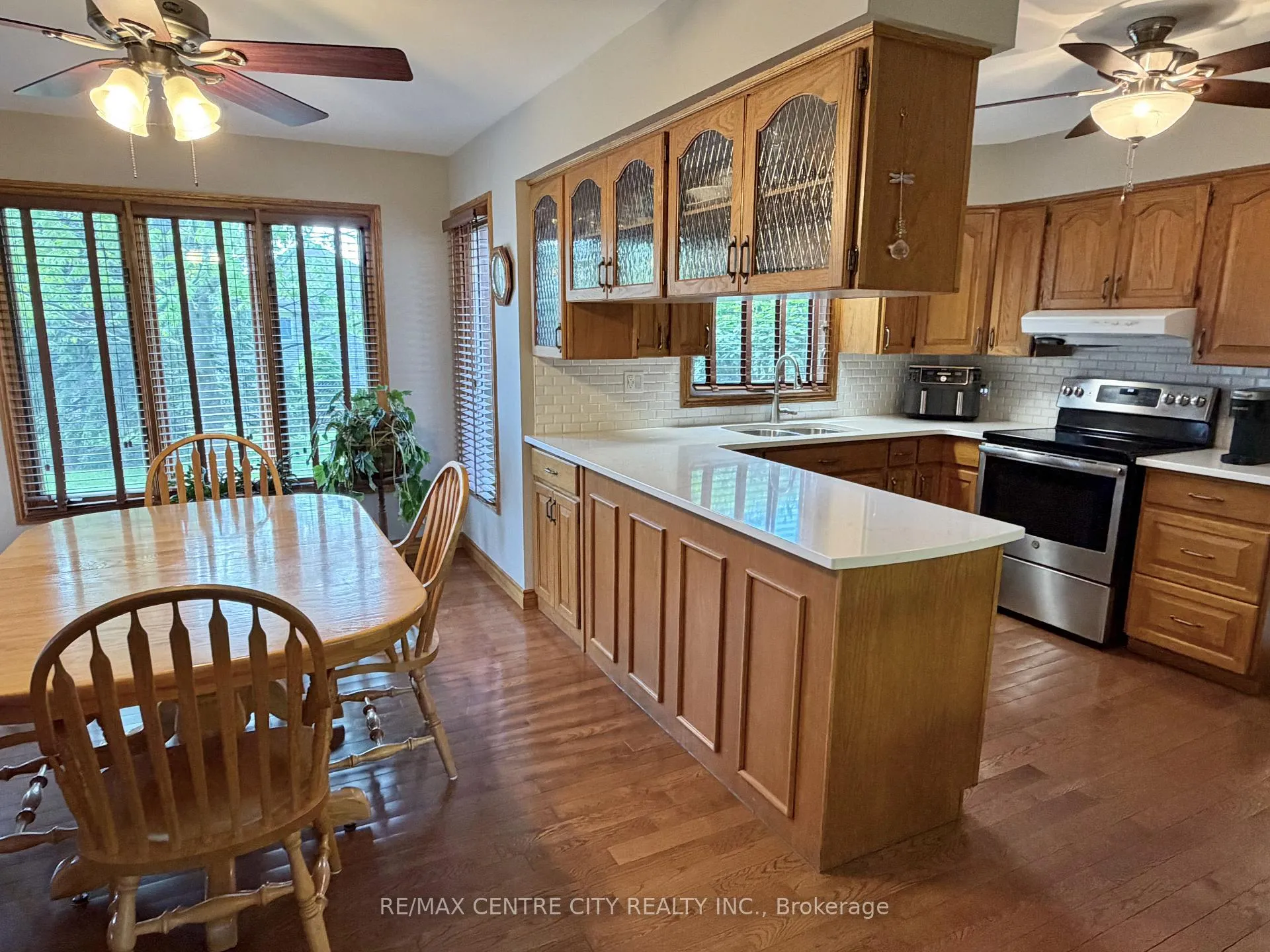 Photo 13 of 31 Cavanaugh Crescent, St. Thomas — HOMEH