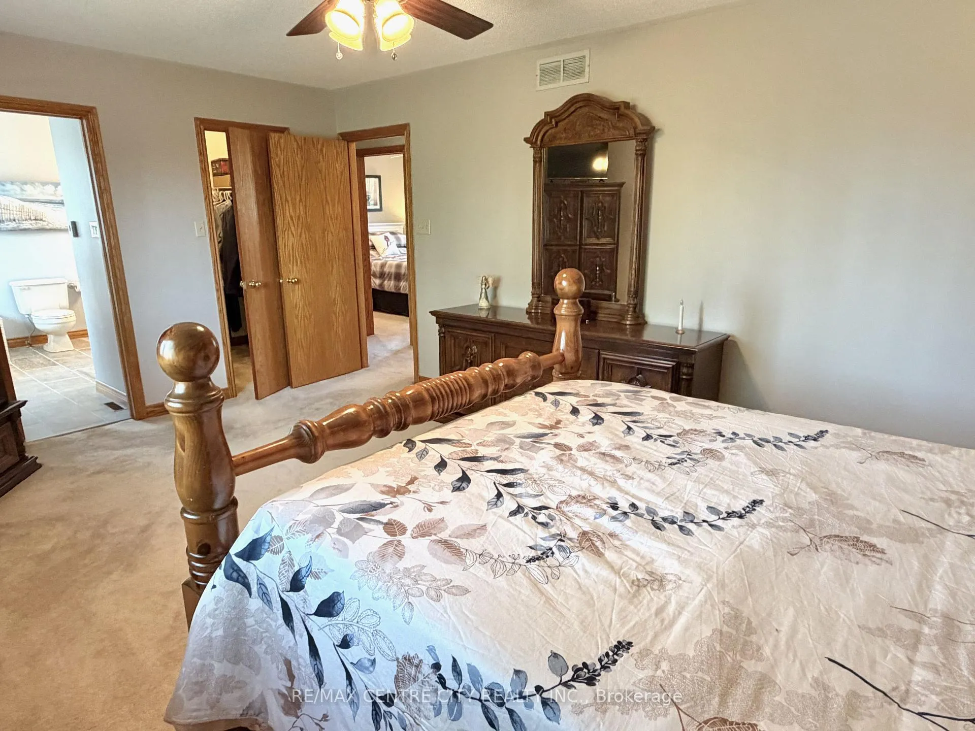 Photo 33 of 31 Cavanaugh Crescent, St. Thomas — HOMEH
