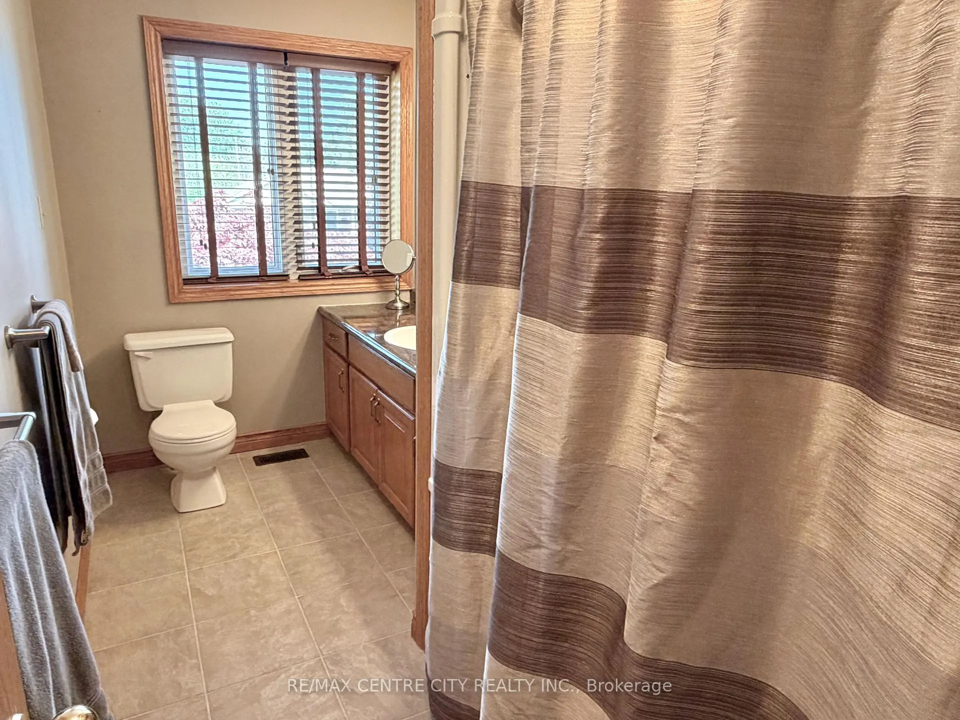 Photo 42 of 31 Cavanaugh Crescent, St. Thomas — HOMEH