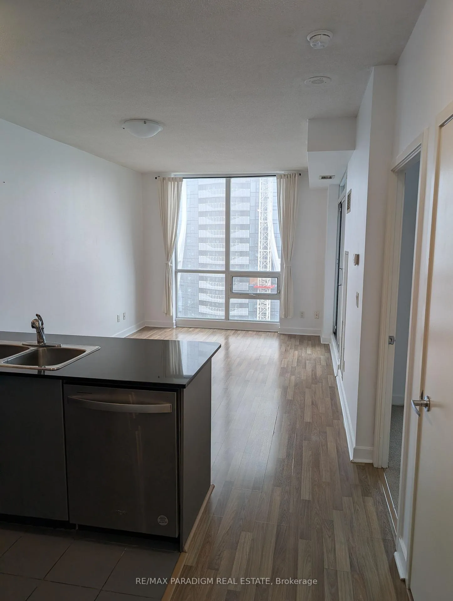 Photo 5 of Unit 2403, 12 Yonge Street, Toronto, Waterfront Communities — HOMEH