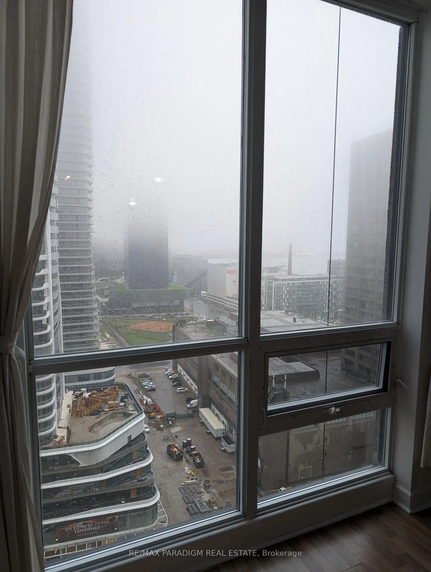 Photo 9 of Unit 2403, 12 Yonge Street, Toronto, Waterfront Communities — HOMEH