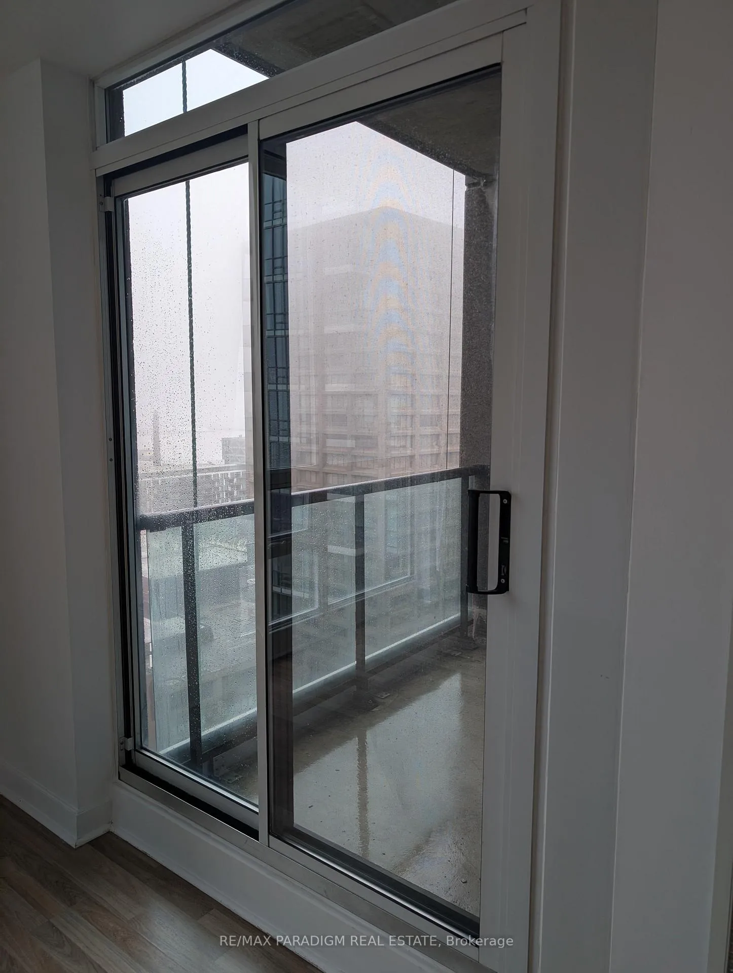 Photo 10 of Unit 2403, 12 Yonge Street, Toronto, Waterfront Communities — HOMEH