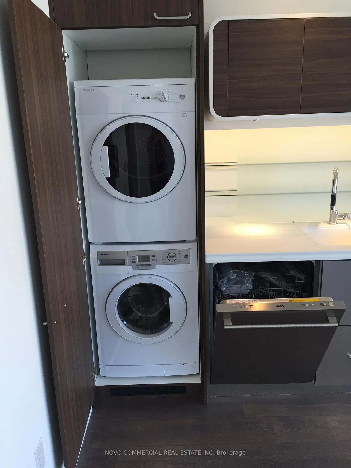 Photo 10 of Unit 1811, 45 Charles Street E, Toronto, Church-Yonge Corridor — HOMEH