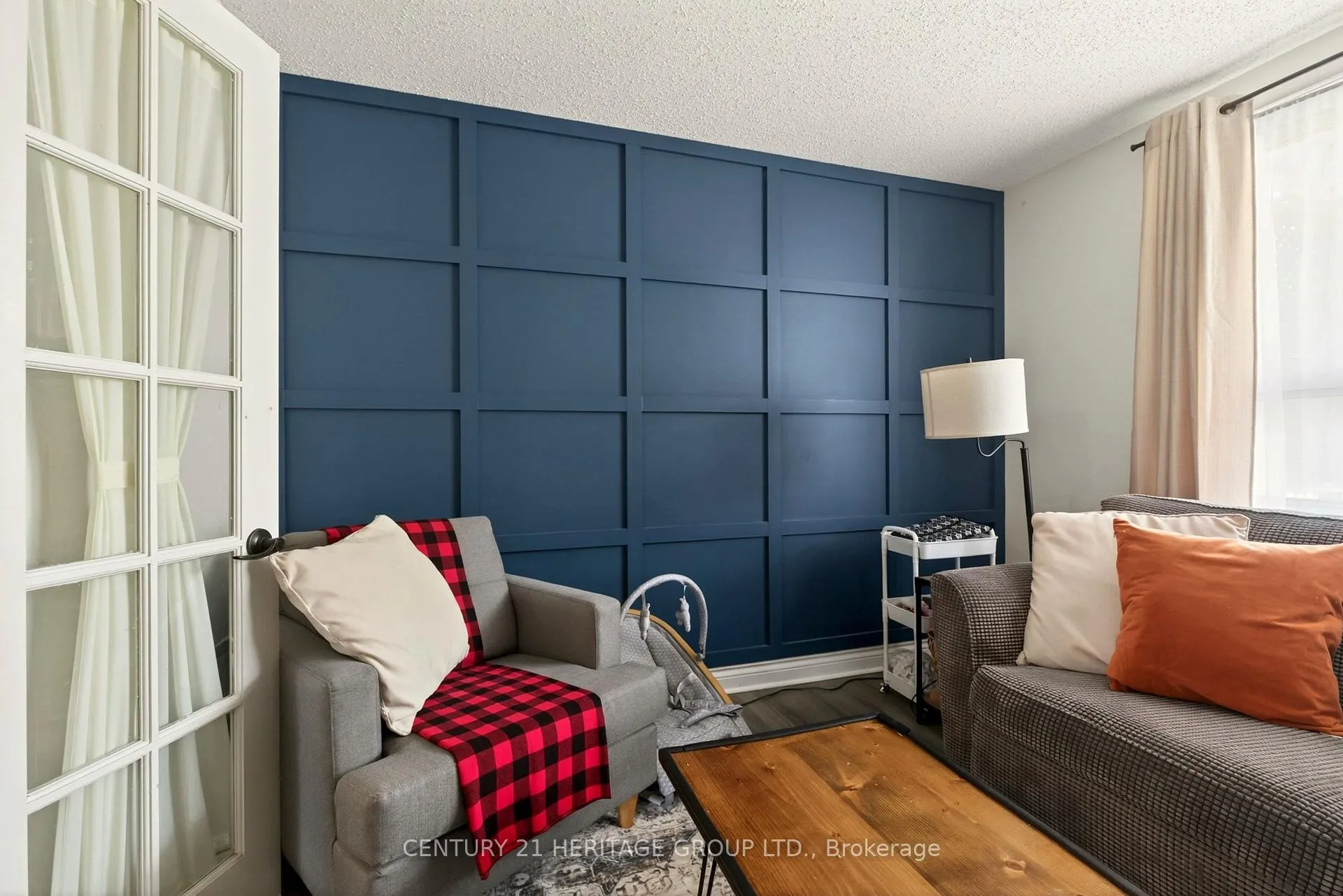 Photo 8 of 62 Emerald Street N, Hamilton, Landsdale — HOMEH