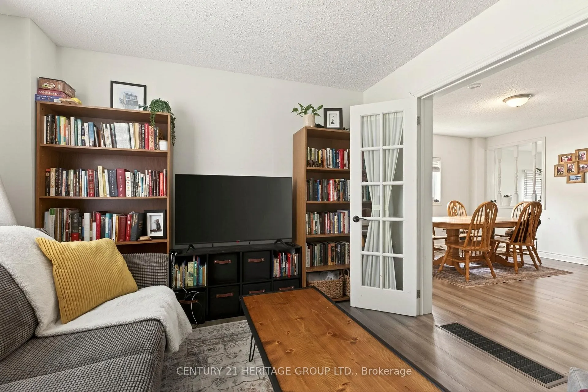 Photo 9 of 62 Emerald Street N, Hamilton, Landsdale — HOMEH