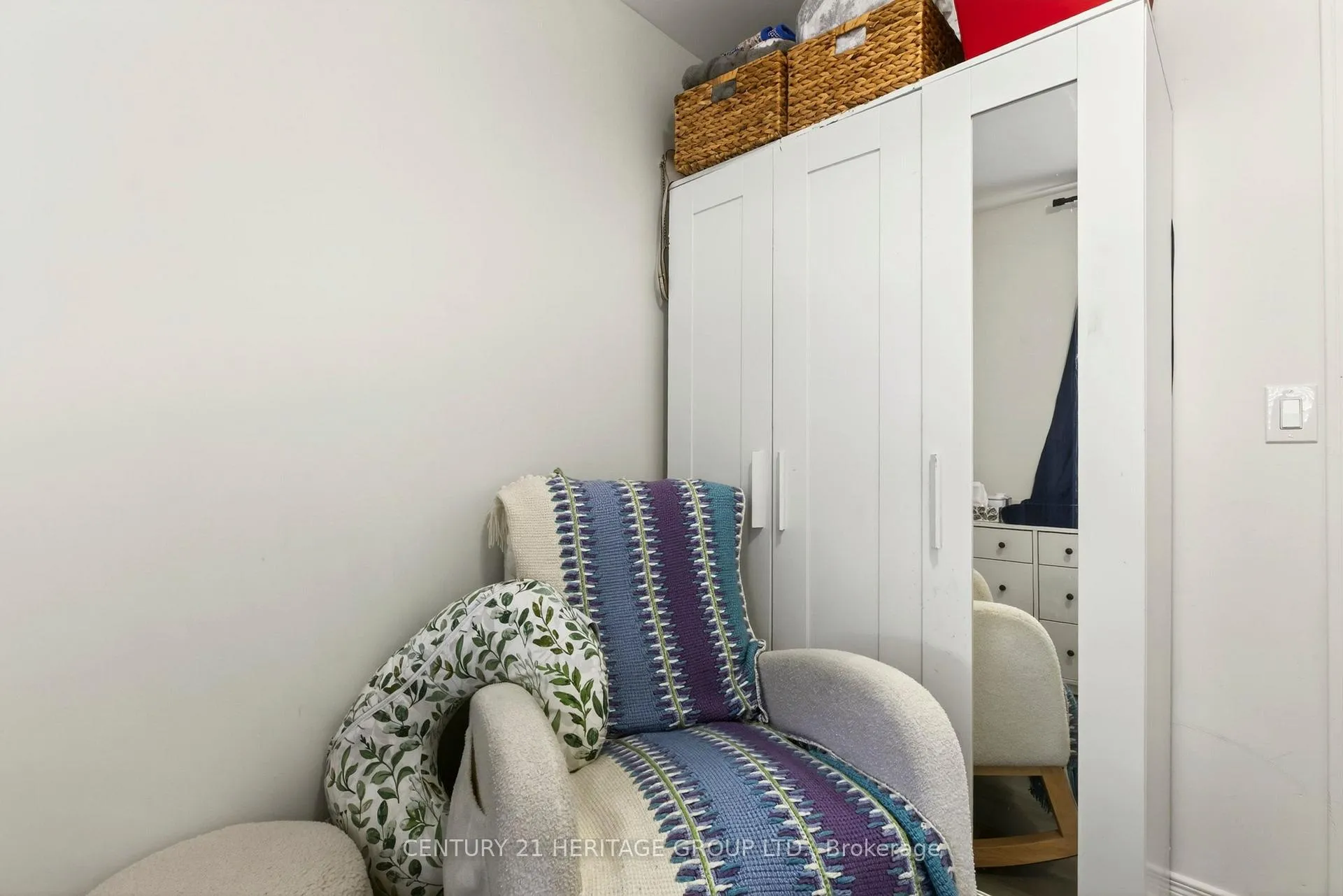 Photo 24 of 62 Emerald Street N, Hamilton, Landsdale — HOMEH