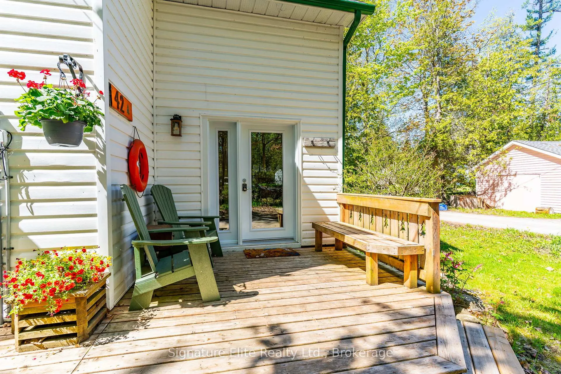 Photo 2 of 42 Rose Street, Kawartha Lakes, Fenelon — HOMEH