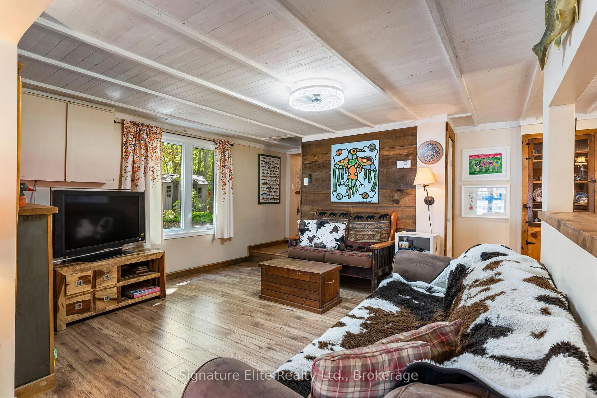 Photo 5 of 42 Rose Street, Kawartha Lakes, Fenelon — HOMEH