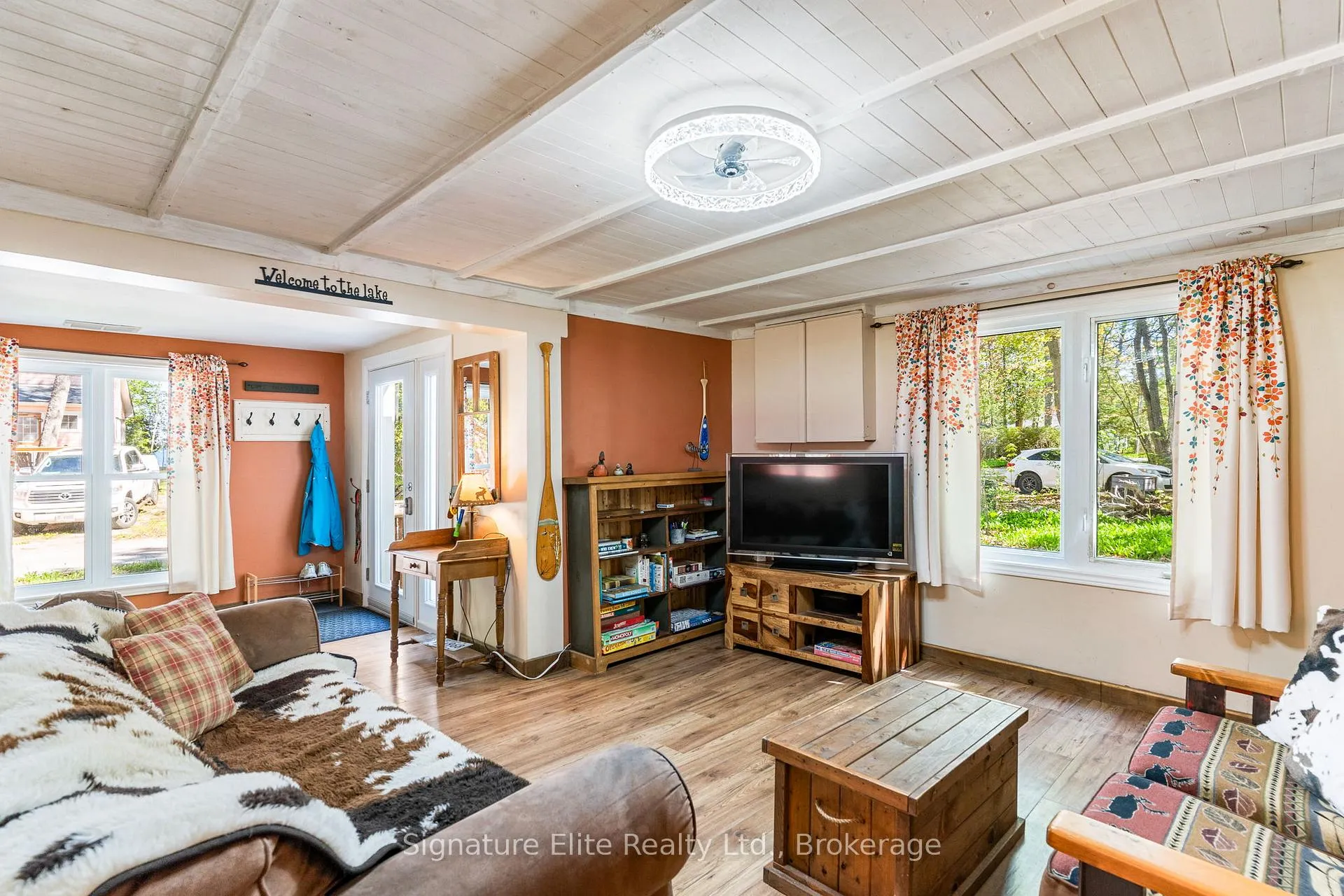 Photo 7 of 42 Rose Street, Kawartha Lakes, Fenelon — HOMEH