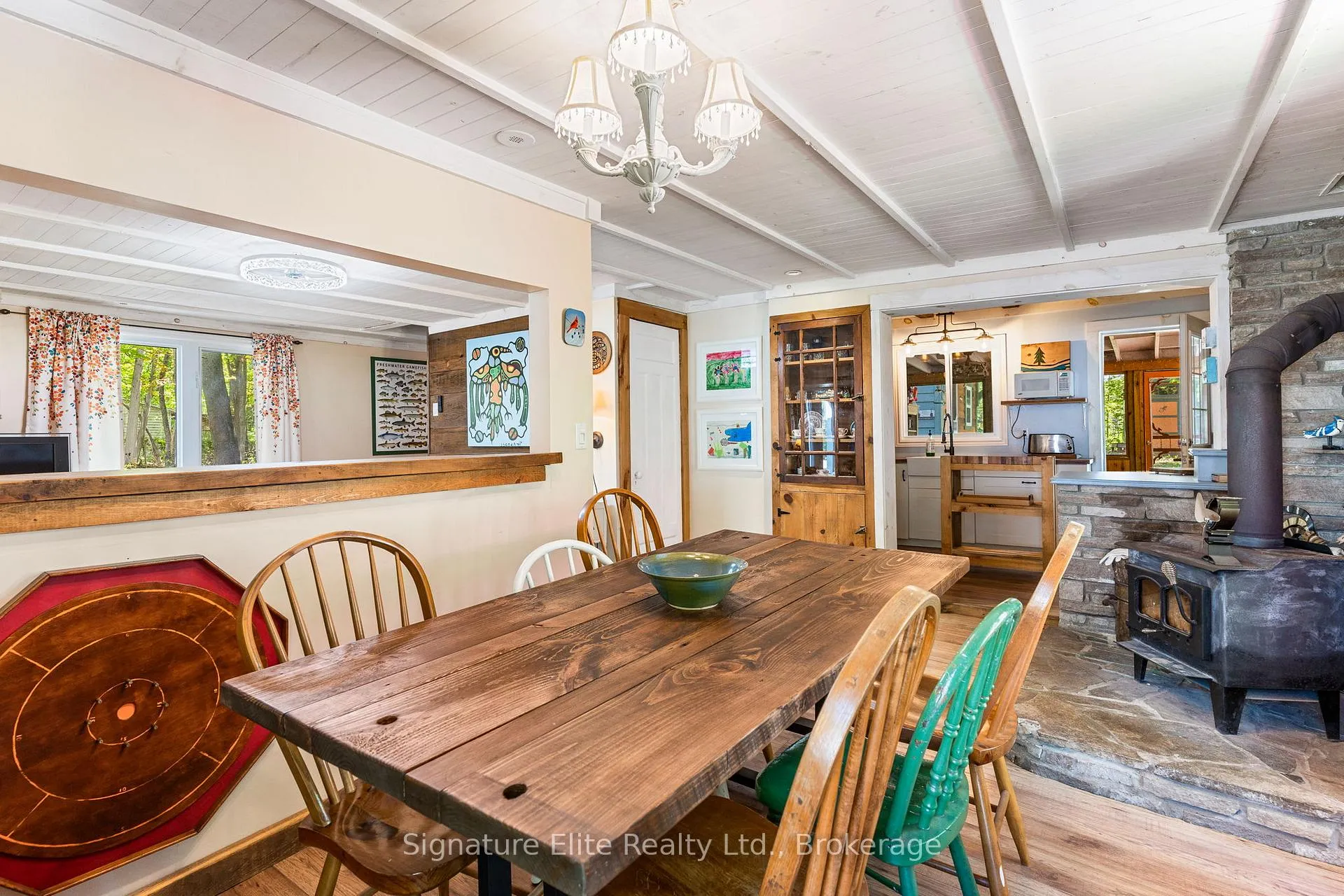 Photo 9 of 42 Rose Street, Kawartha Lakes, Fenelon — HOMEH