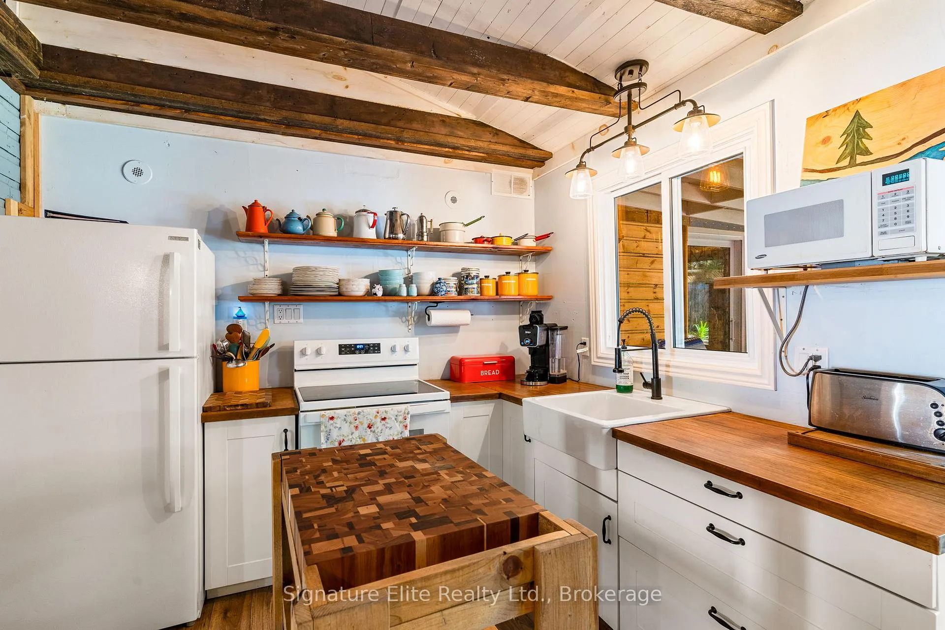 Photo 13 of 42 Rose Street, Kawartha Lakes, Fenelon — HOMEH