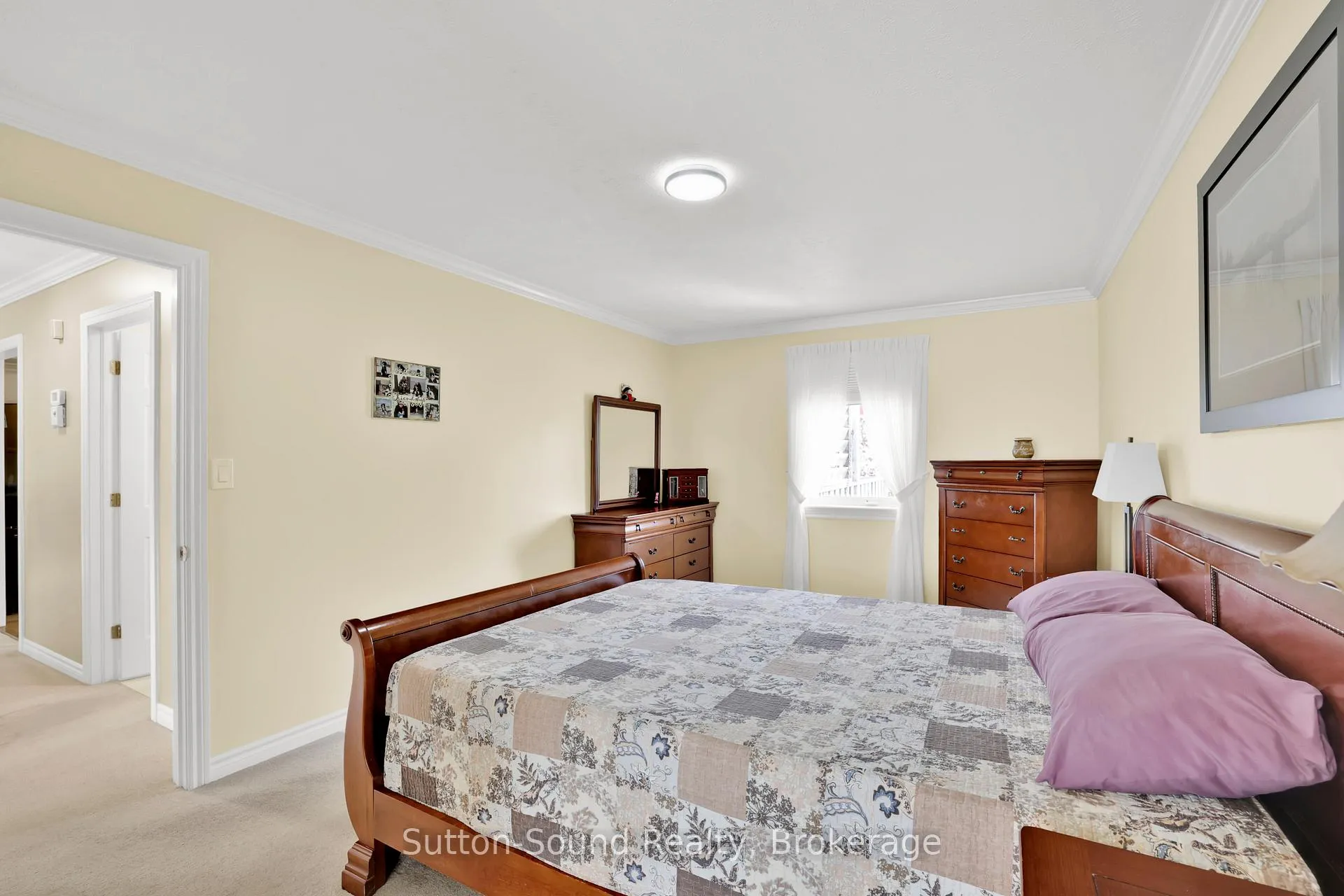 Photo 14 of 900 10th Avenue E, Owen Sound — HOMEH