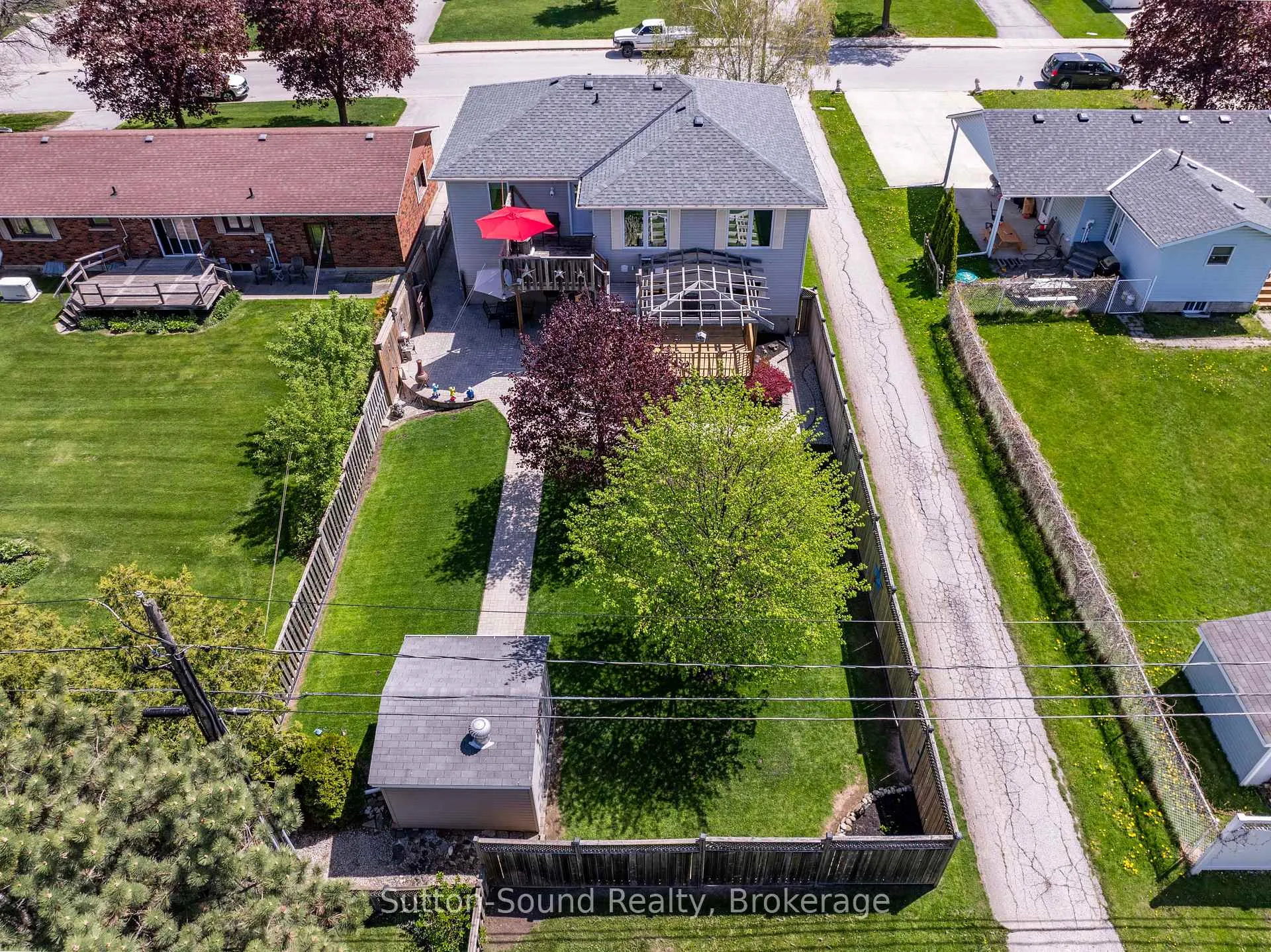 Photo 38 of 900 10th Avenue E, Owen Sound — HOMEH