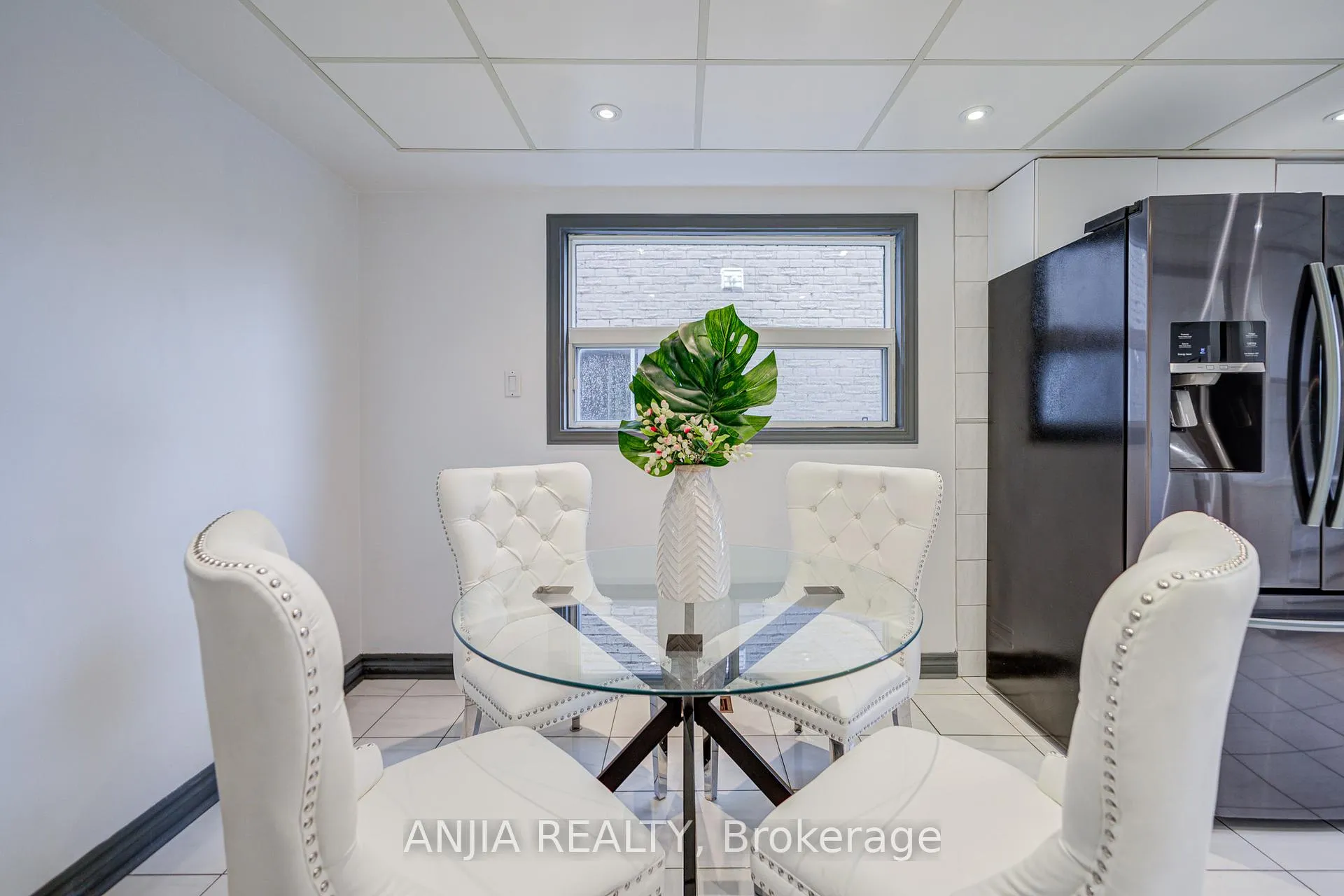 Photo 23 of 7 Downside Road, Markham, Milliken Mills West — HOMEH