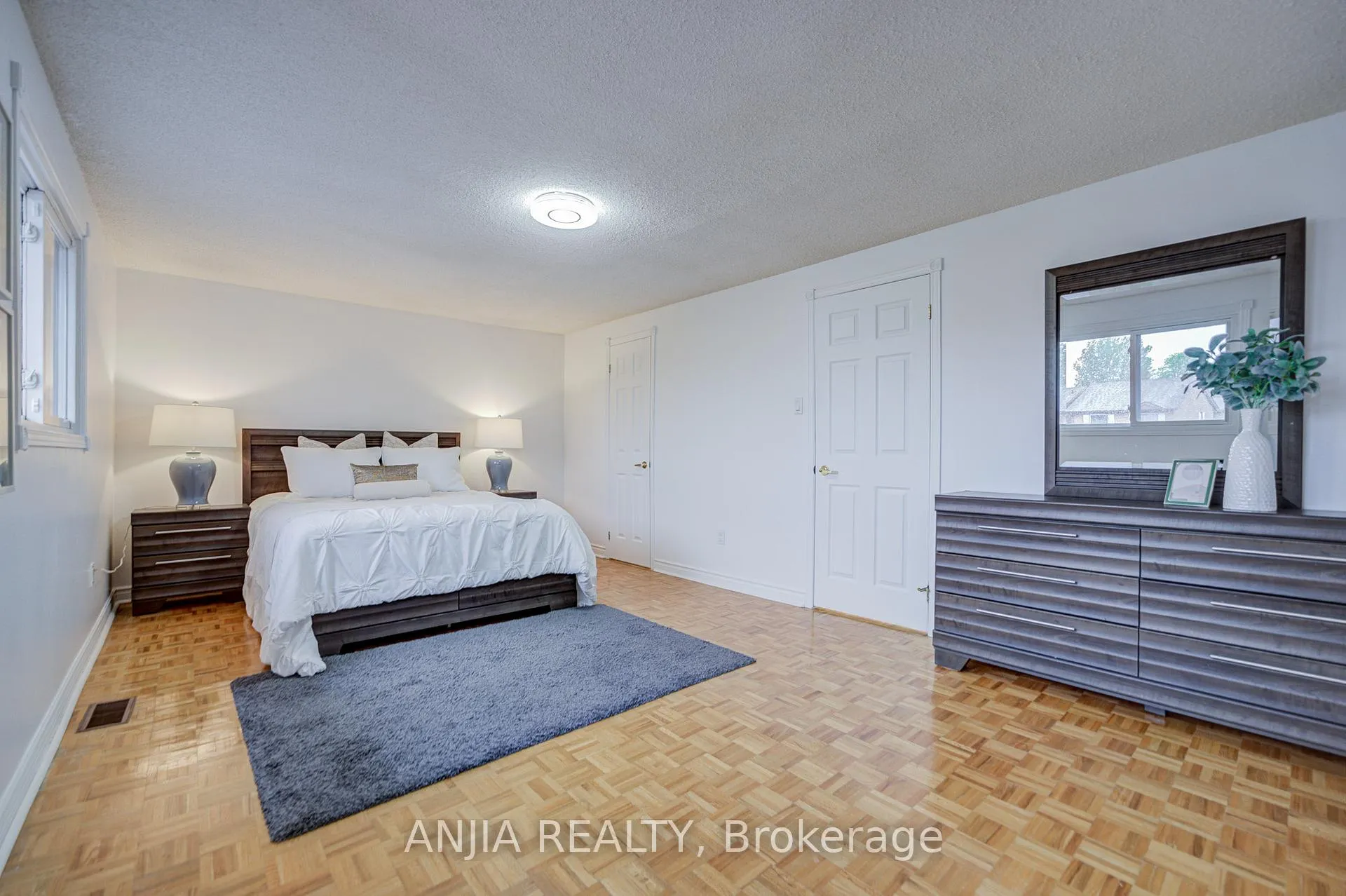 Photo 28 of 7 Downside Road, Markham, Milliken Mills West — HOMEH