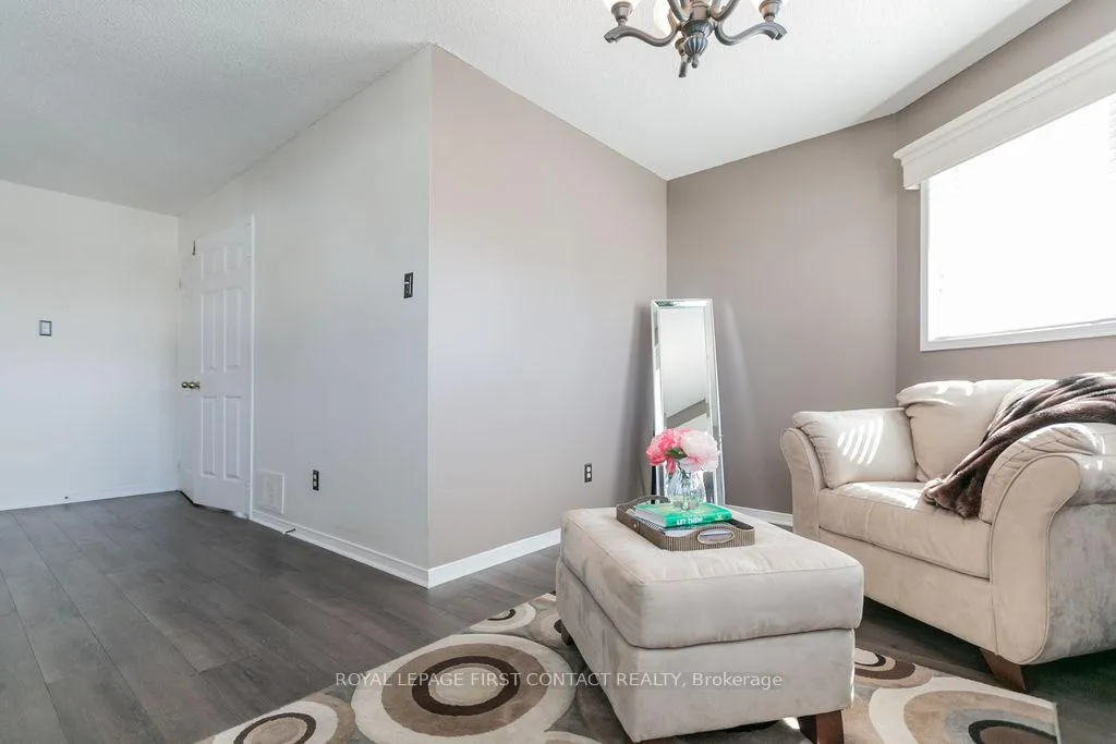 Photo 26 of 13 Irwin Drive, Barrie, Northwest — HOMEH