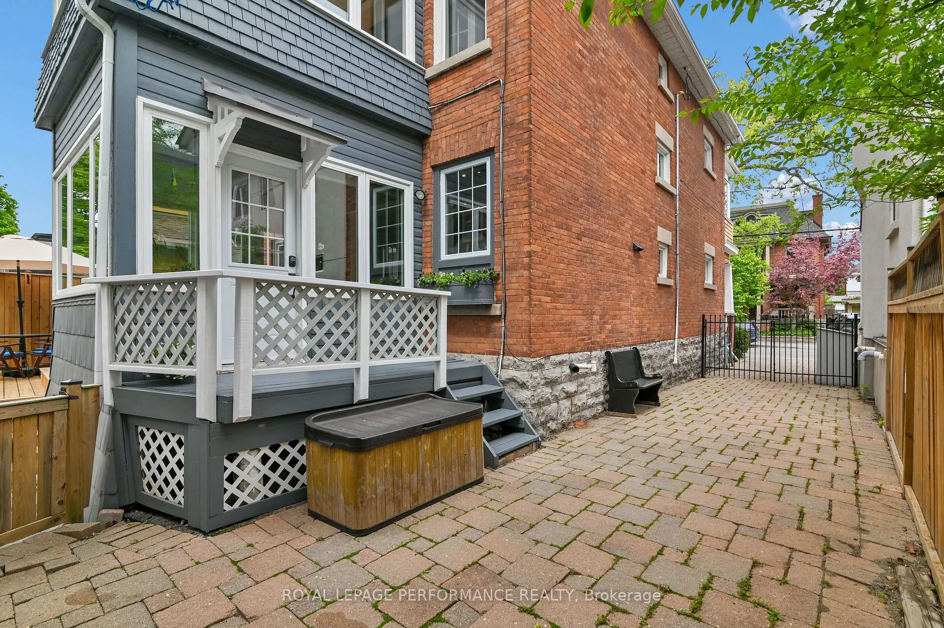 Photo 31 of 16 Ossington Avenue, Ottawa, Old Ottawa South — HOMEH