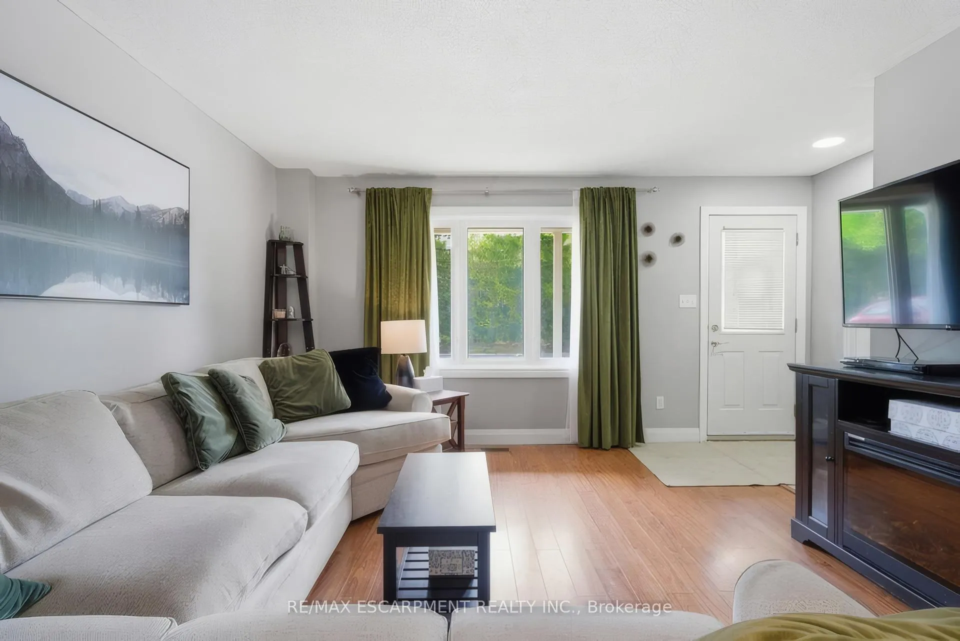 Photo 5 of Unit K, 653 Albert Street, Waterloo — HOMEH