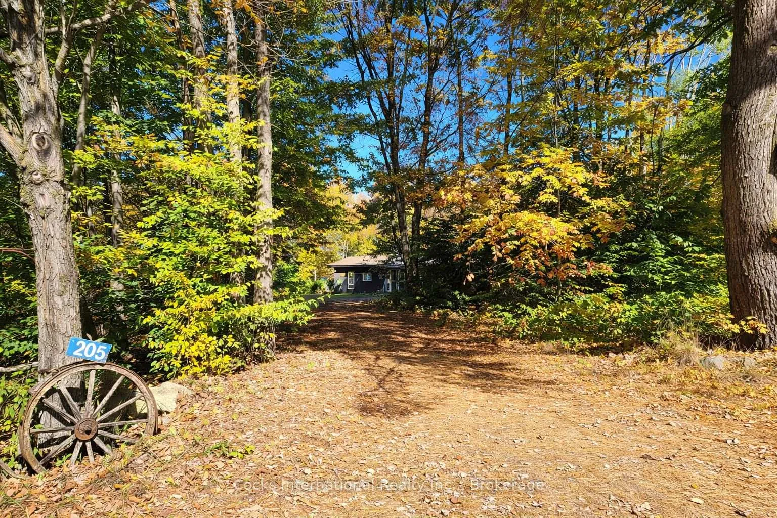 Photo 2 of 205 Lockes Road, Perry, Novar — HOMEH