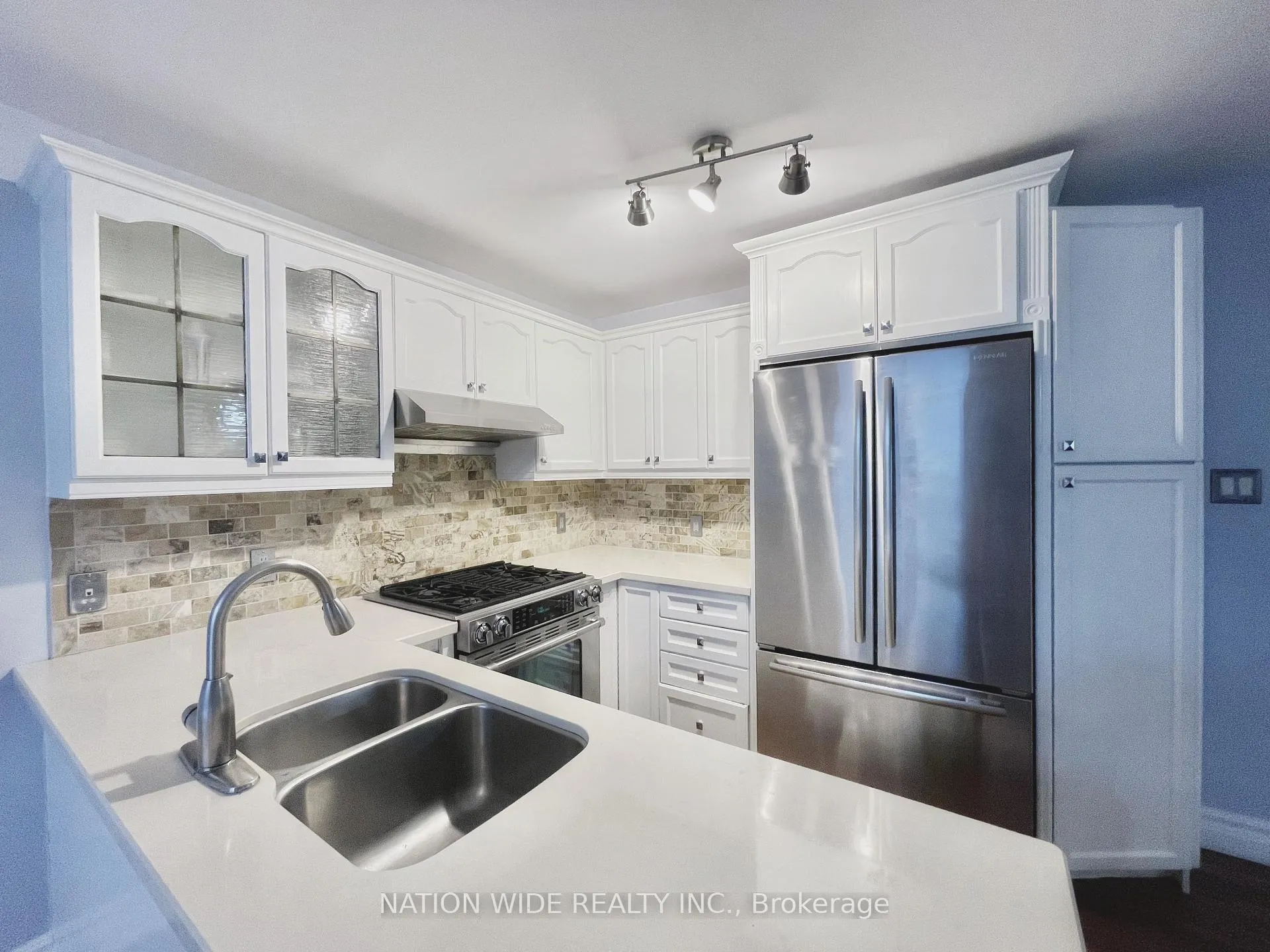 Photo 12 of 507 Dunlop Street W, Whitby, Downtown Whitby — HOMEH