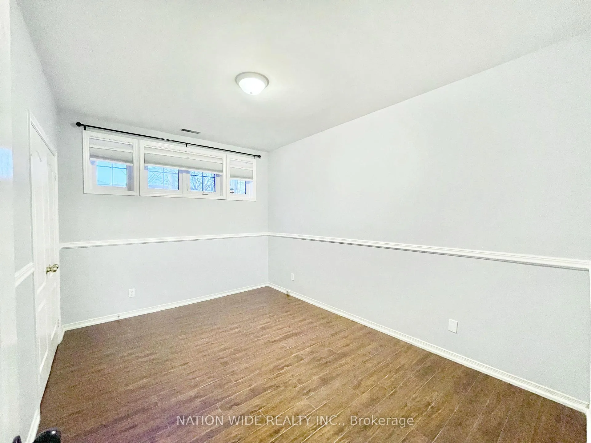 Photo 24 of 507 Dunlop Street W, Whitby, Downtown Whitby — HOMEH