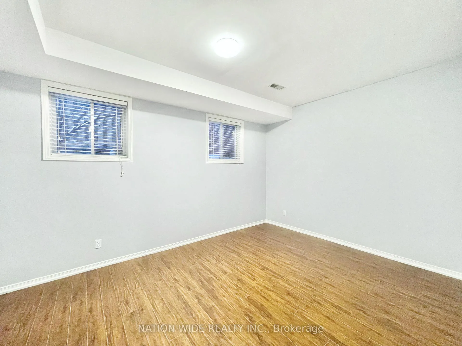 Photo 26 of 507 Dunlop Street W, Whitby, Downtown Whitby — HOMEH