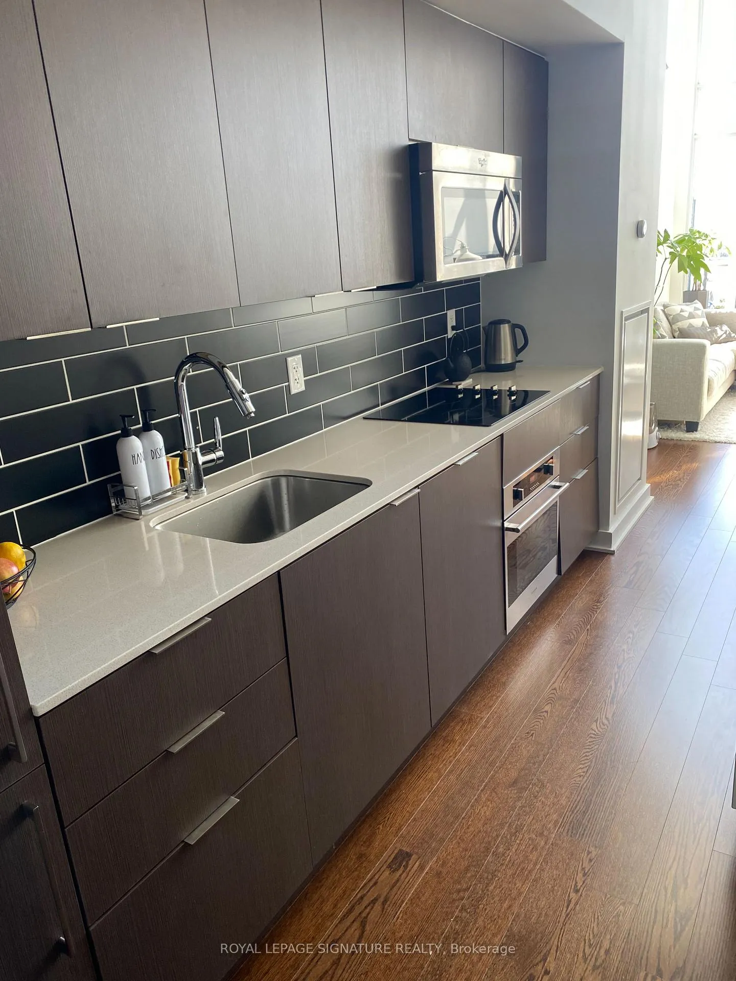 Photo 3 of Unit 705, 5 Hanna Avenue, Toronto, Niagara — HOMEH