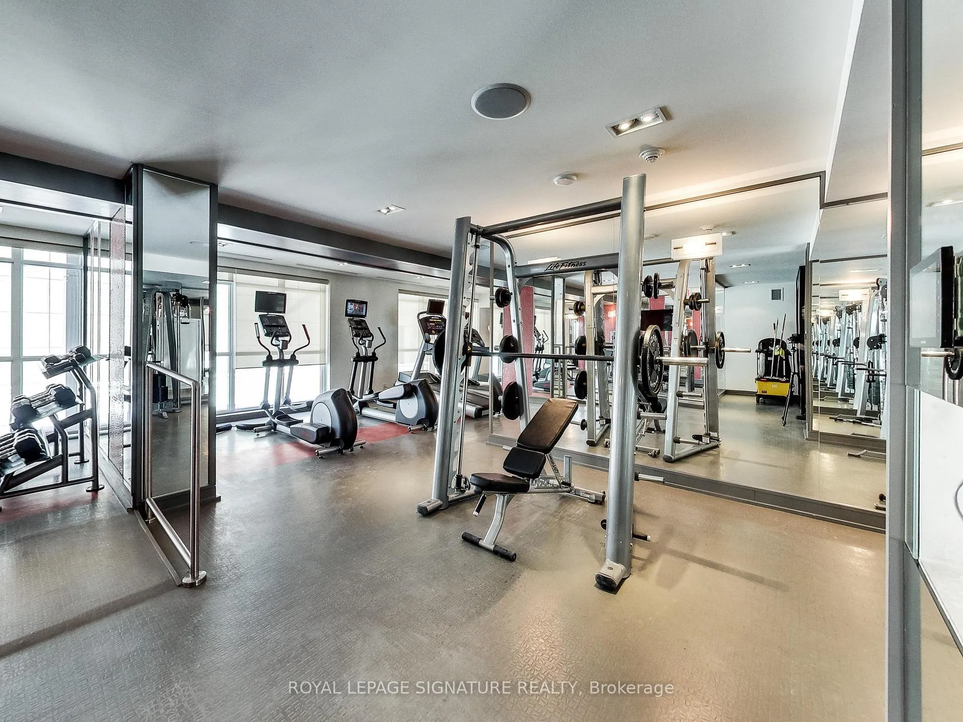 Photo 27 of Unit 705, 5 Hanna Avenue, Toronto, Niagara — HOMEH