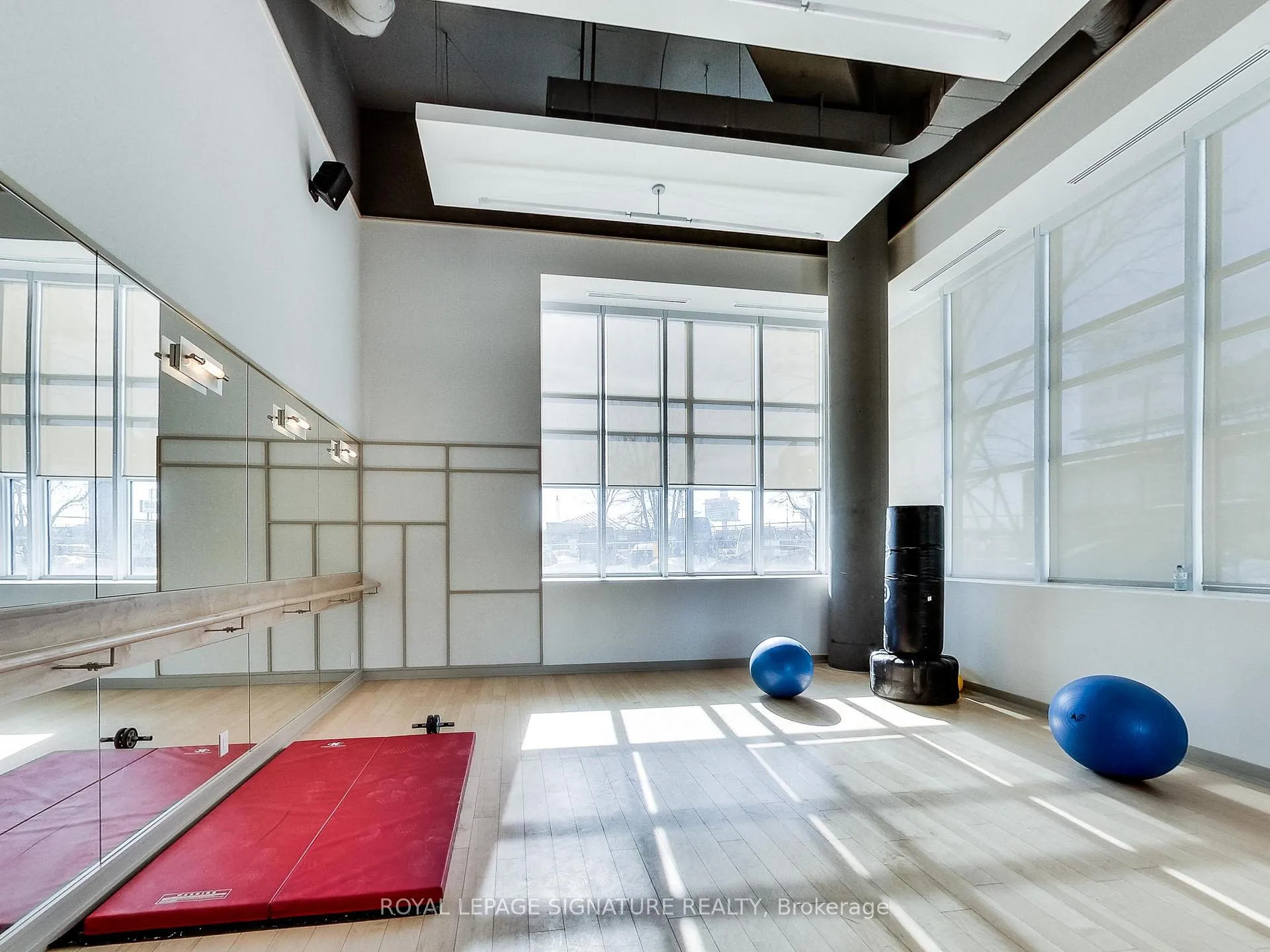 Photo 29 of Unit 705, 5 Hanna Avenue, Toronto, Niagara — HOMEH