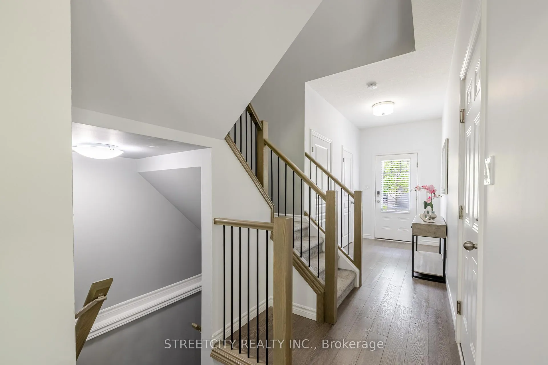 Photo 7 of Unit 99, 1924 Cedarhollow Boulevard, London, North D — HOMEH