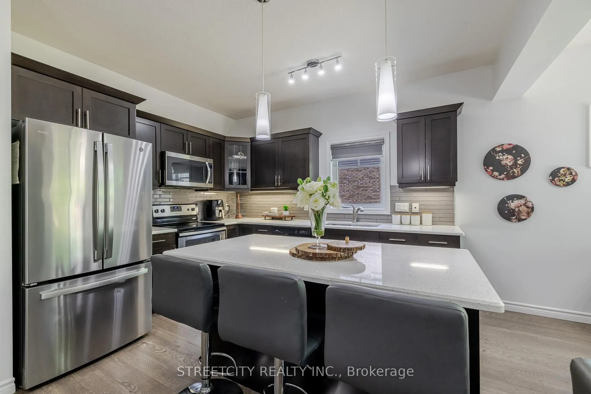 Photo 16 of Unit 99, 1924 Cedarhollow Boulevard, London, North D — HOMEH