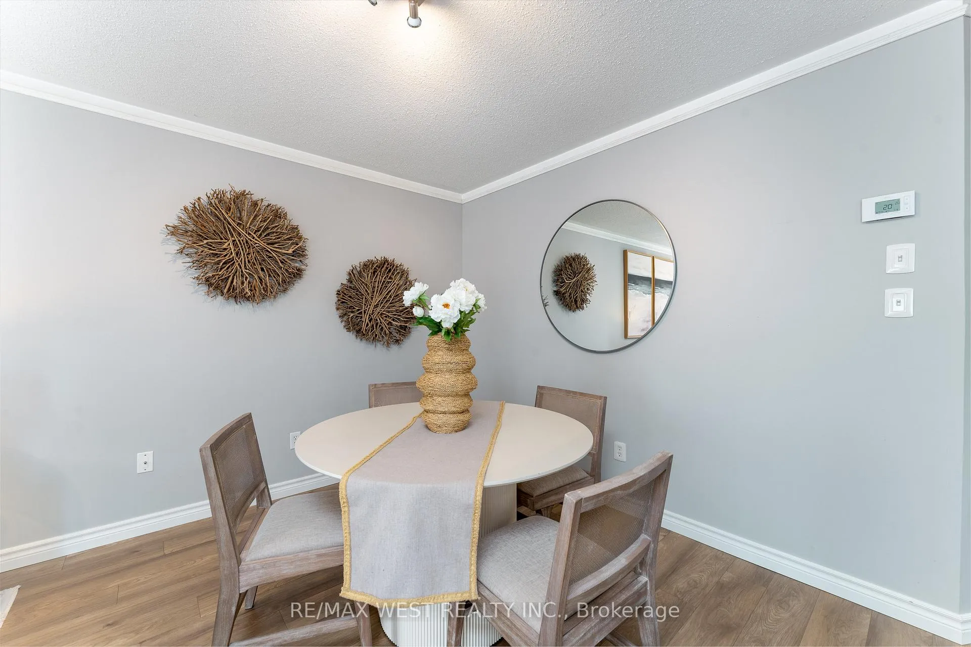 Photo 9 of 72 Bannister Street, Clarington, Bowmanville — HOMEH