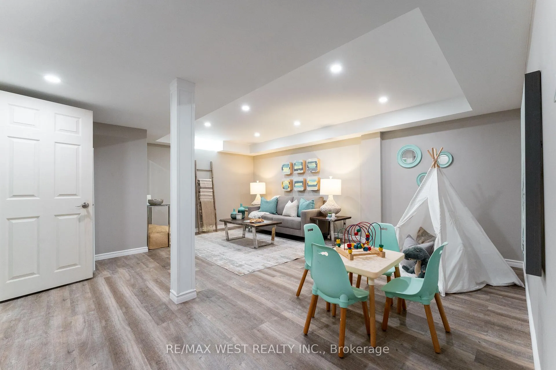 Photo 28 of 72 Bannister Street, Clarington, Bowmanville — HOMEH