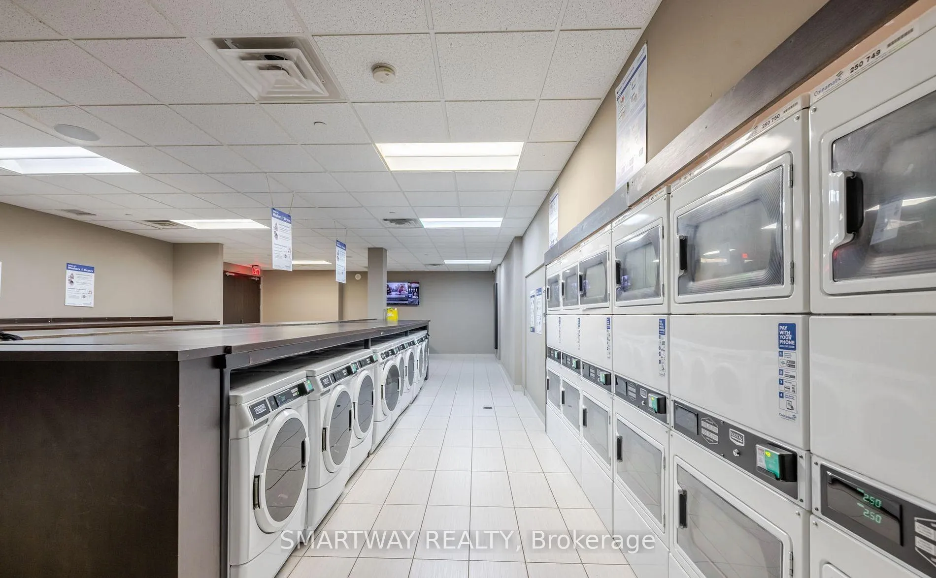 Photo 9 of Unit 913, 1235 Richmond Street, London, East B — HOMEH