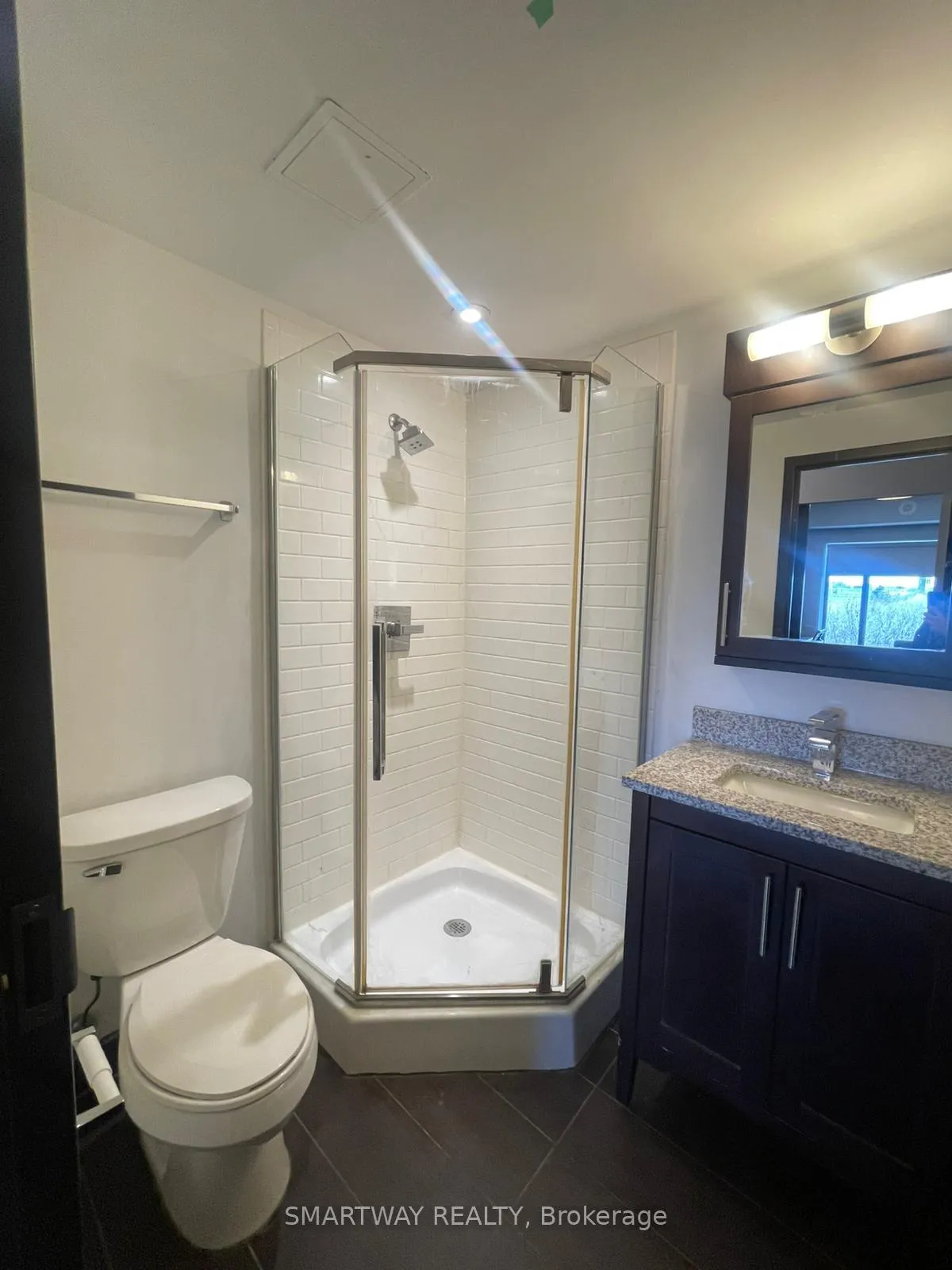Photo 17 of Unit 913, 1235 Richmond Street, London, East B — HOMEH