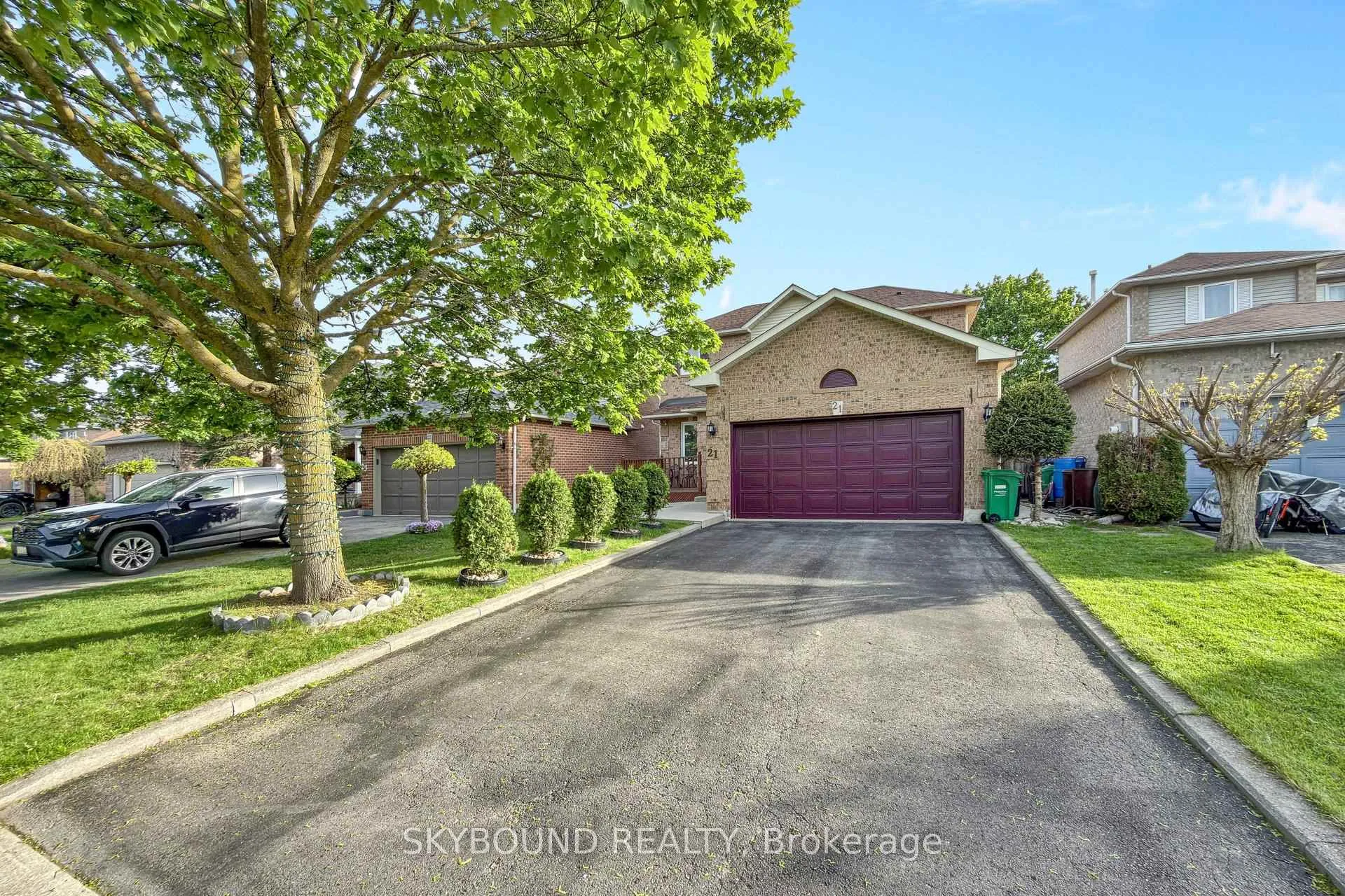 Front of 21 Vivians Crescent