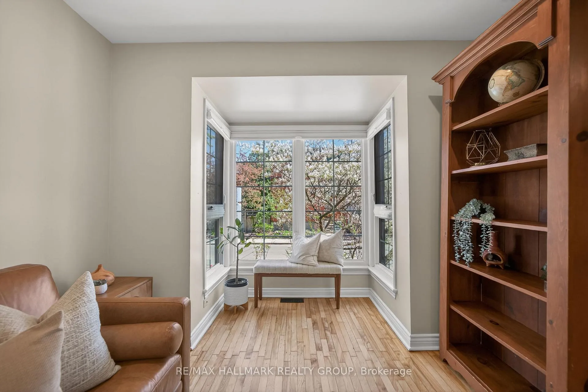 Photo 10 of 45 Strathcona Avenue, Ottawa, Glebe — HOMEH