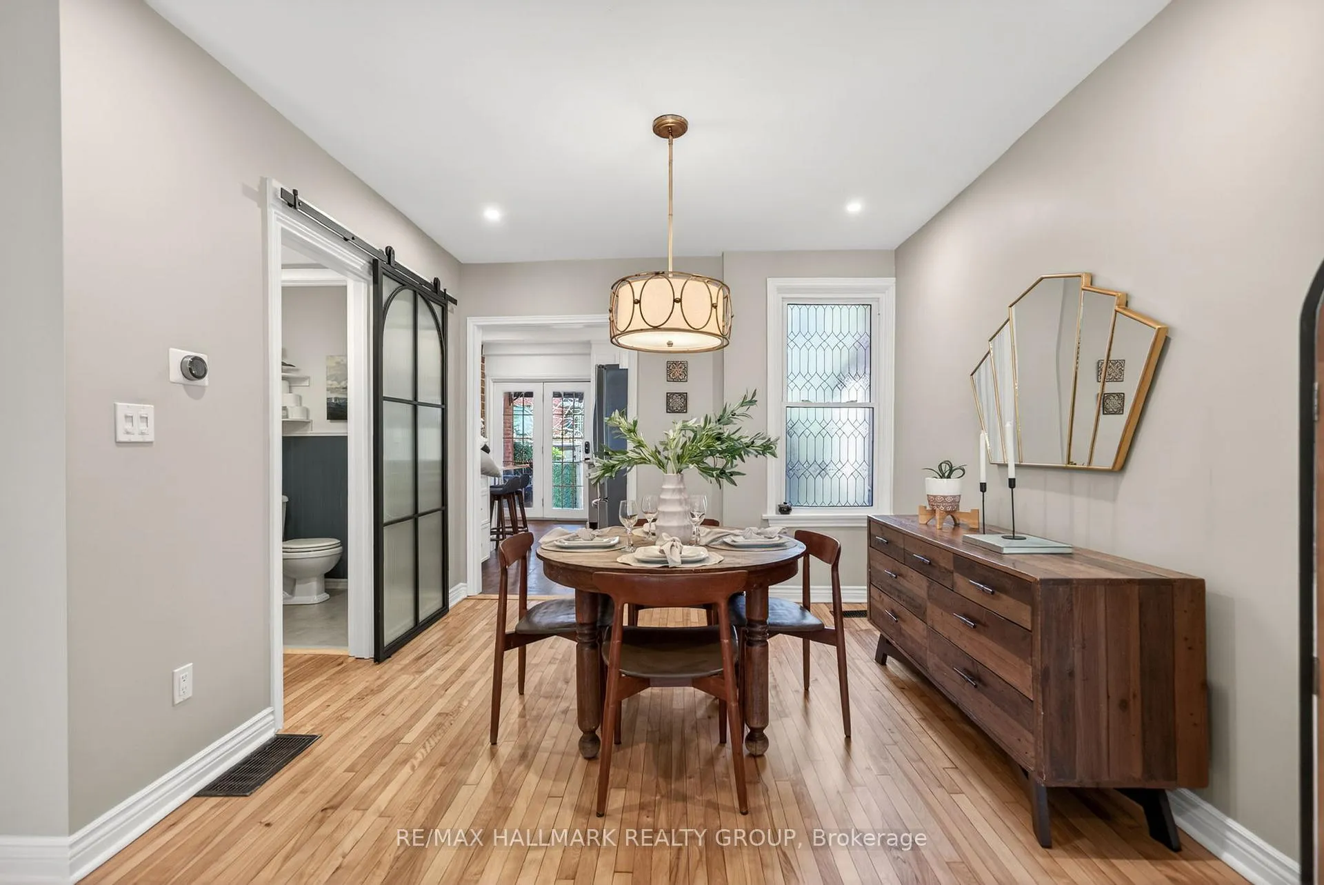 Photo 12 of 45 Strathcona Avenue, Ottawa, Glebe — HOMEH