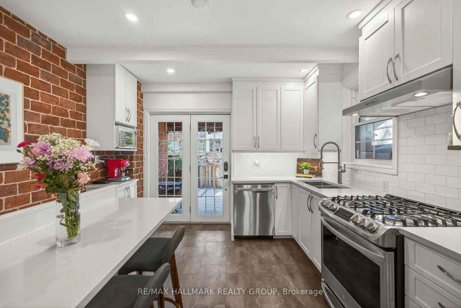 Photo 16 of 45 Strathcona Avenue, Ottawa, Glebe — HOMEH