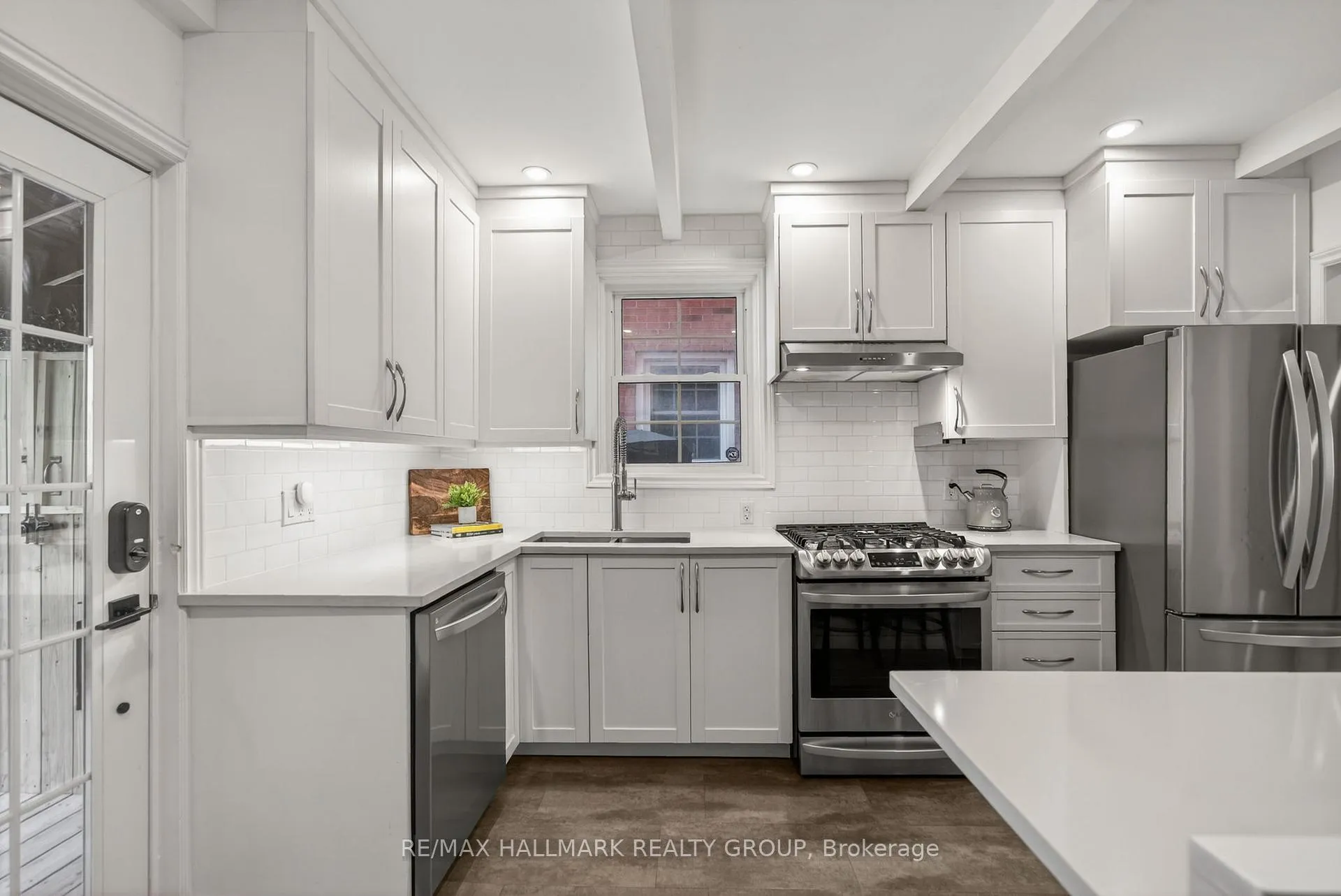 Photo 17 of 45 Strathcona Avenue, Ottawa, Glebe — HOMEH