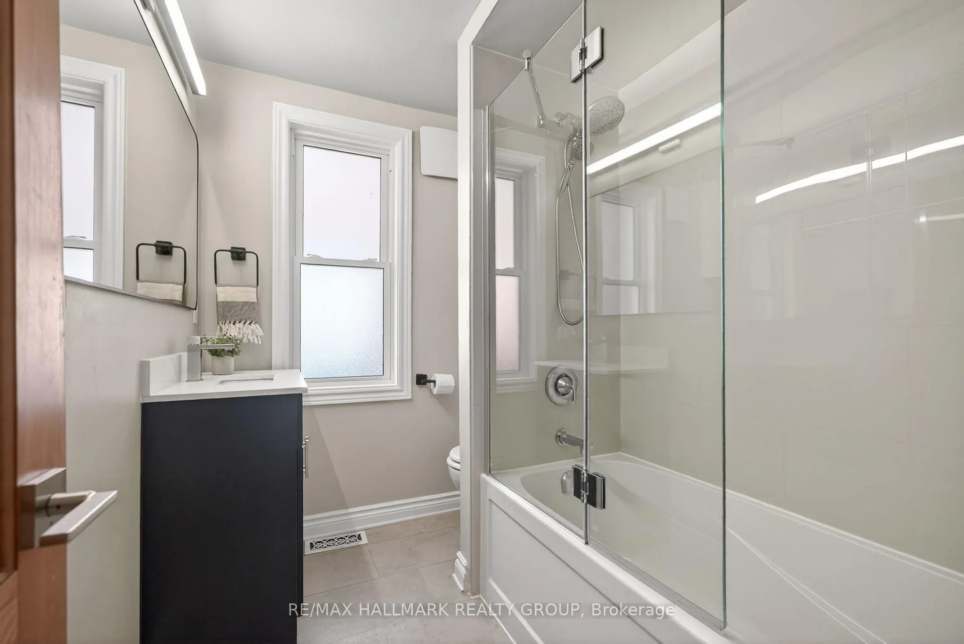 Photo 32 of 45 Strathcona Avenue, Ottawa, Glebe — HOMEH