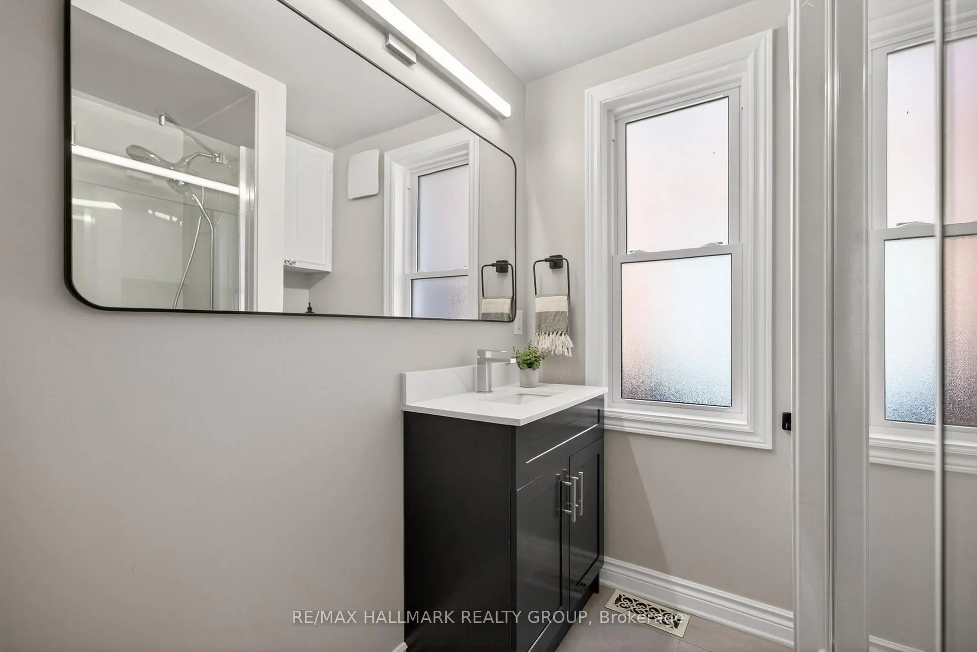 Photo 33 of 45 Strathcona Avenue, Ottawa, Glebe — HOMEH