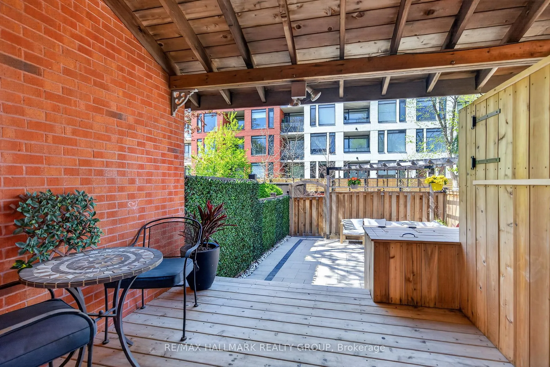 Photo 41 of 45 Strathcona Avenue, Ottawa, Glebe — HOMEH