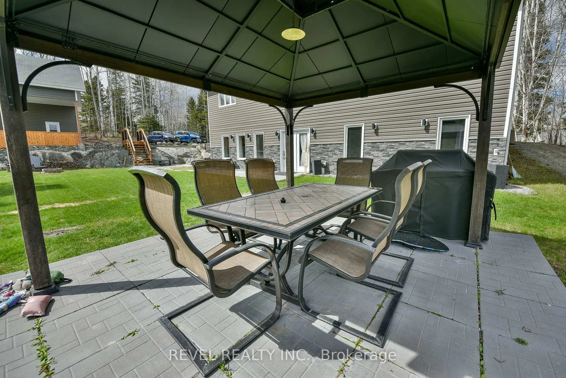 Photo 8 of 1570 Gold Mine Road, Timmins, SCH - Goldmine Rural — HOMEH